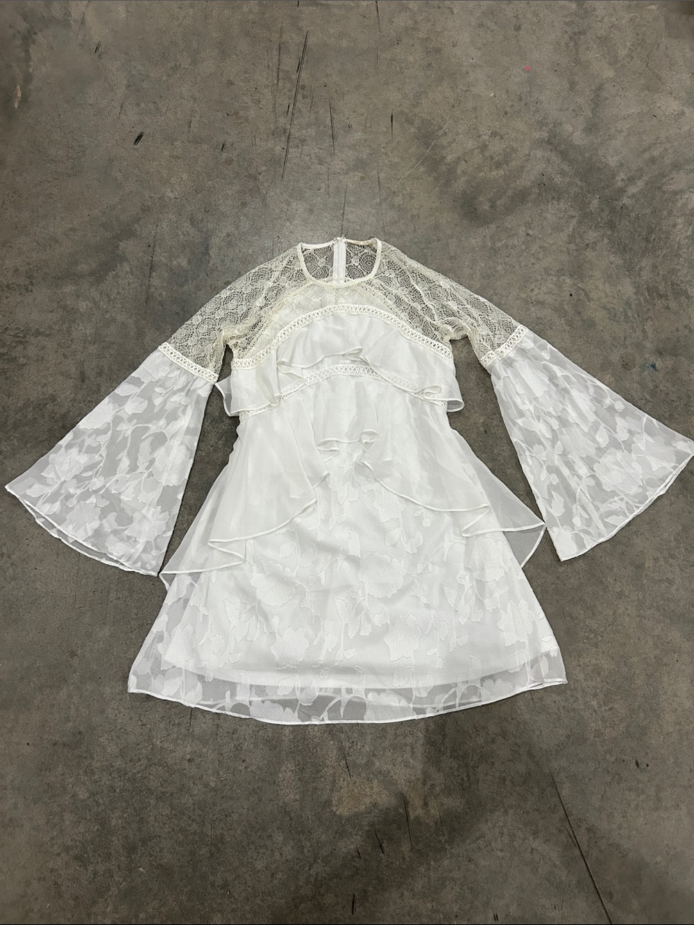 San Joy White Lace Bell-Sleeve Mini Dress